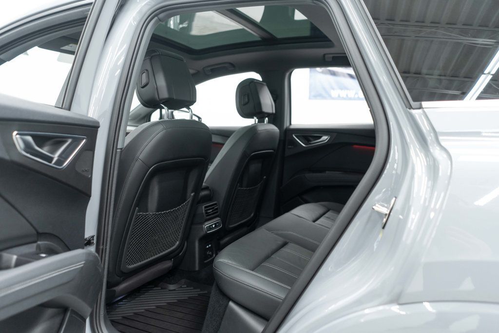 Audi Q4 photo 15
