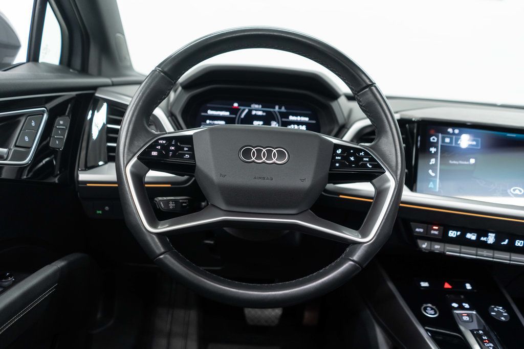 Audi Q4 photo 17