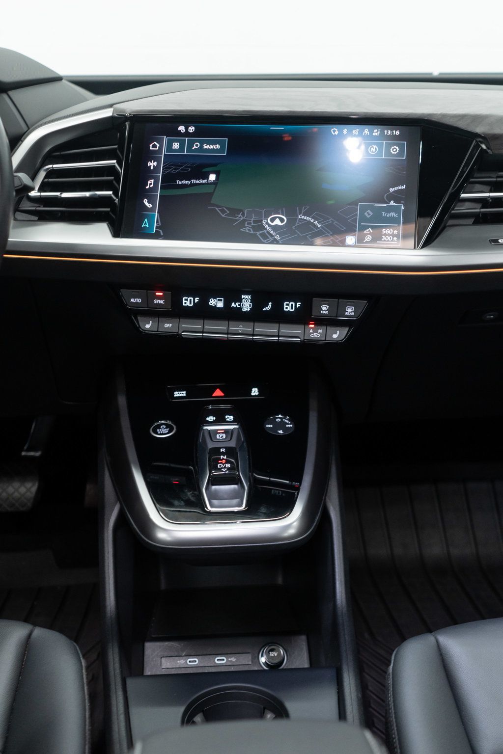 Audi Q4 photo 20