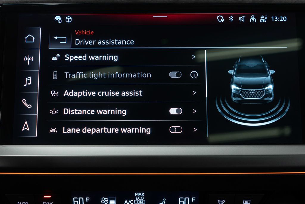 Audi Q4 photo 27