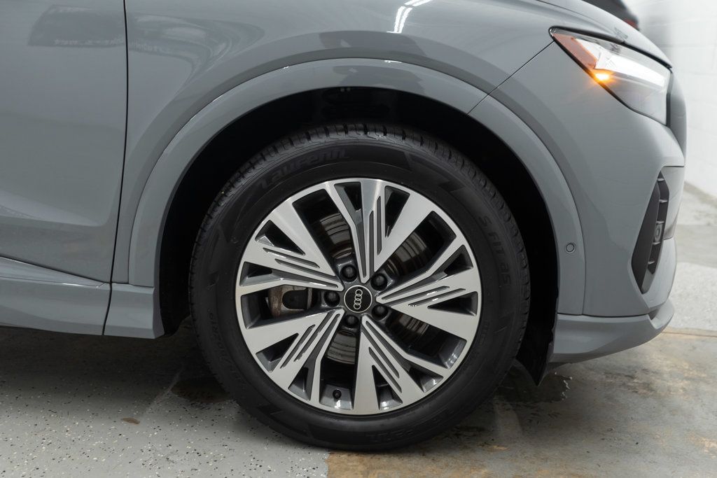 Audi Q4 photo 39