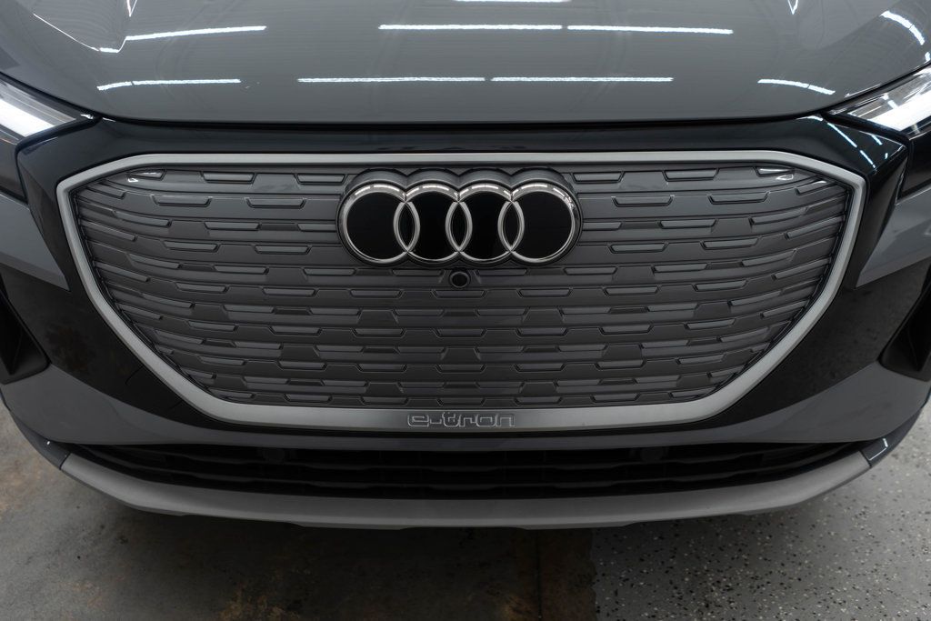 Audi Q4 photo 45