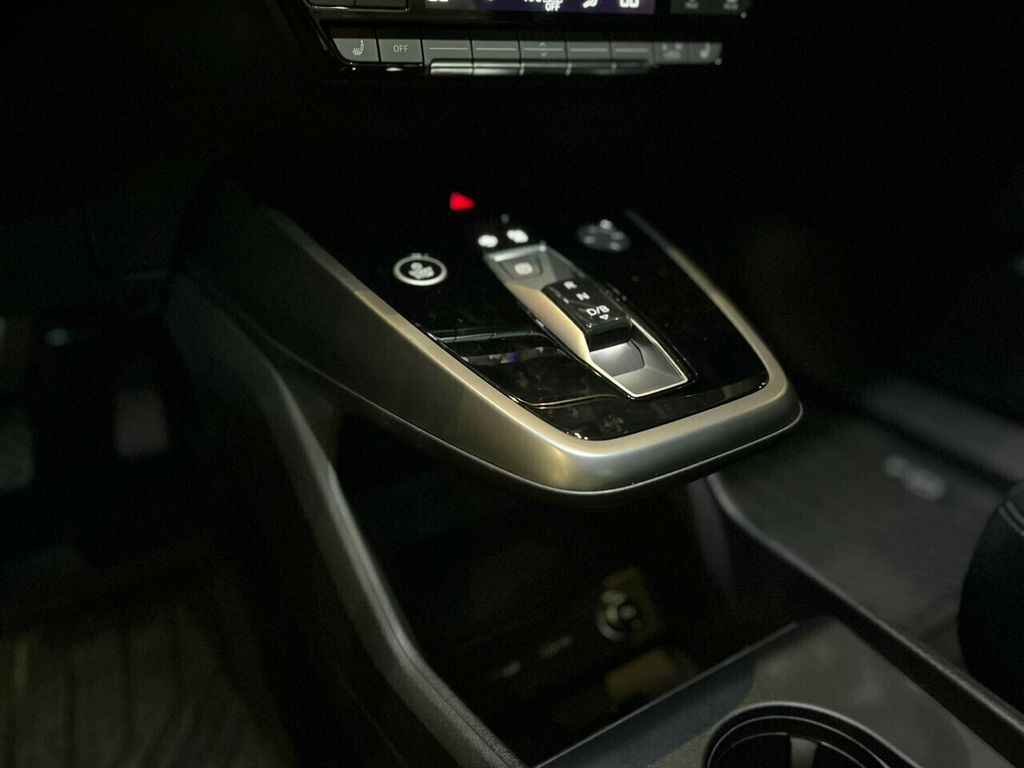 2023 Audi Q4 e-tron PremiumPlus/Blackoptic/Quattro/VeryLowMiles/Nav/Blindspot/Camera - 21908108 - 15