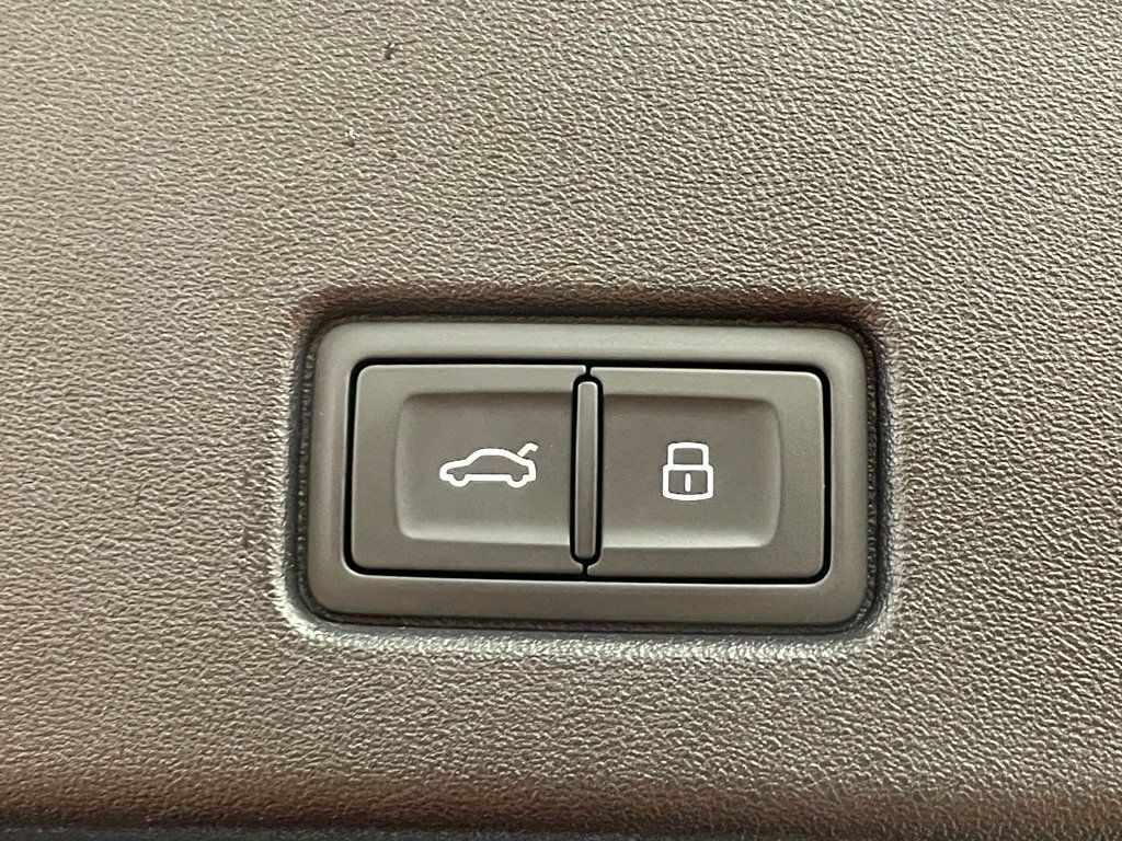 2023 Audi Q4 e-tron Prestige 50 quattro - 22949160 - 24