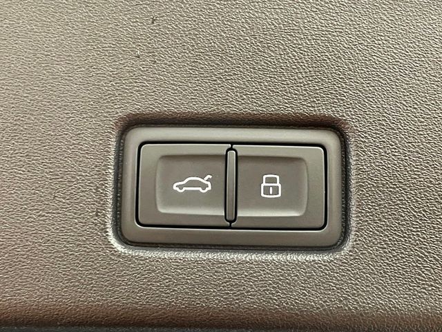 2023 Audi Q4 e-tron Prestige 50 quattro - 22949160 - 24