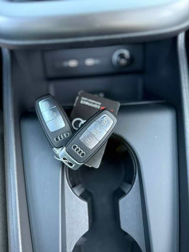 2023 Audi Q4 e-tron Prestige 50 quattro - 22917465 - 22