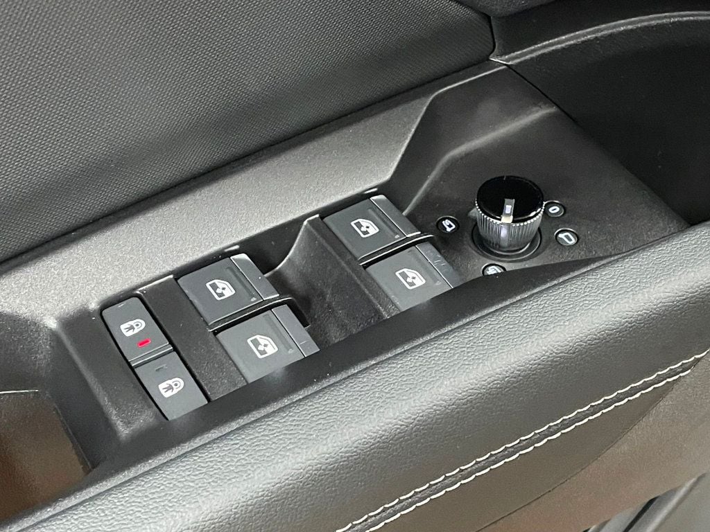 2023 Audi Q4 e-tron Sportback Prestige 50 quattro - 22952071 - 17