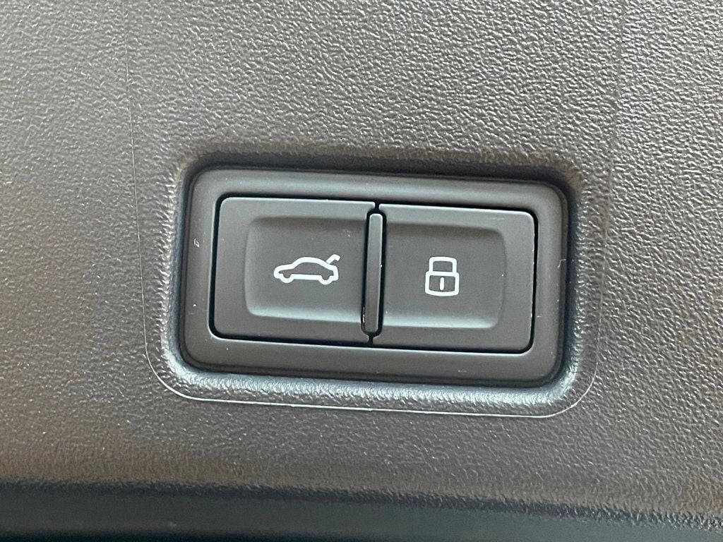 2023 Audi Q4 e-tron Sportback Prestige 50 quattro - 22952071 - 22