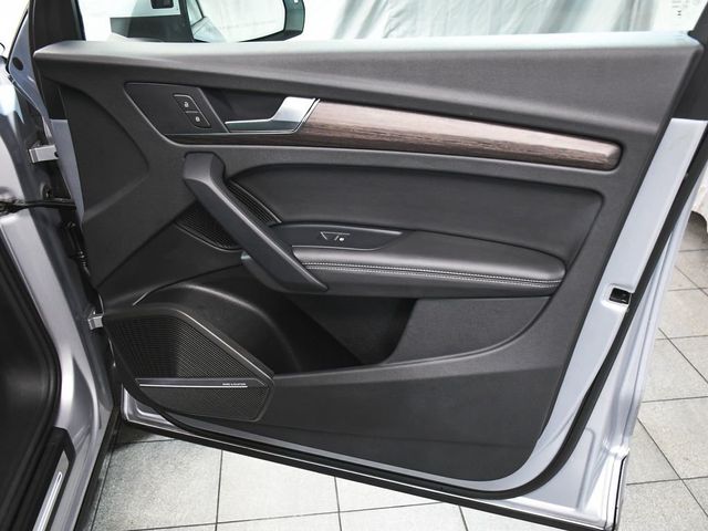 2023 Audi Q5 45 S line Premium Plus - 22994133 - 17
