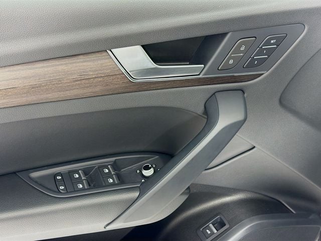 2023 Audi Q5 Premium 40 TFSI quattro - 23006920 - 17