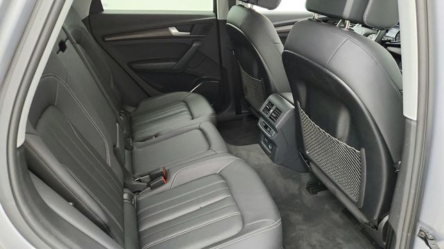 2023 Audi Q5 Premium 40 TFSI quattro with Panoramic Sunroof & Convenience Pkg - 22946018 - 21