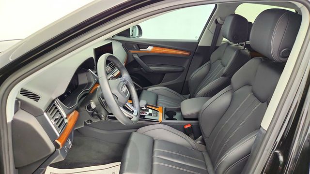 2023 Audi Q5 Premium Plus 40 TFSI quattro w/ Warm Weather Package - 23013617 - 19
