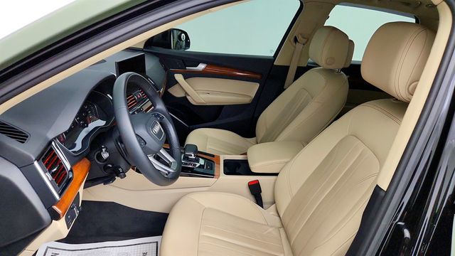 2023 Audi Q5 S line Premium 45 TFSI quattro w/ Pano Sunroof & Convenience Pkg - 23032264 - 20