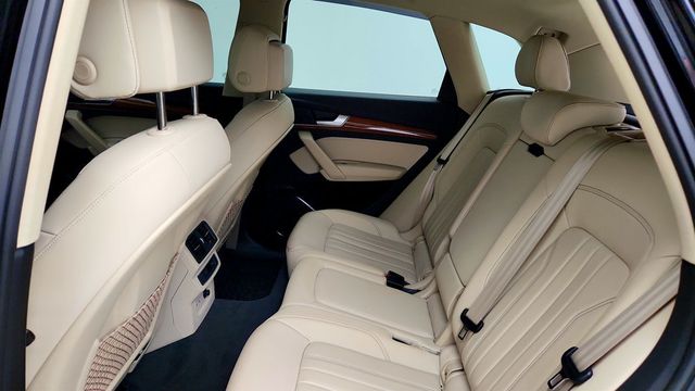 2023 Audi Q5 S line Premium 45 TFSI quattro w/ Pano Sunroof & Convenience Pkg - 23032264 - 21