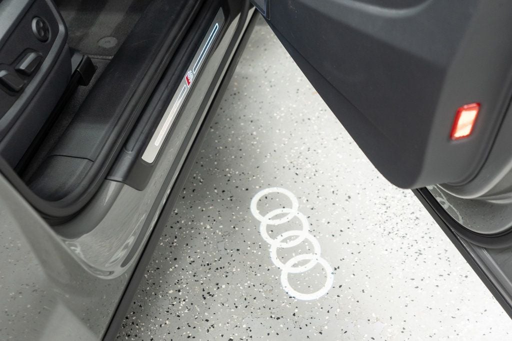 2023 Audi Q5 S line Premium 55 TFSI photo 11