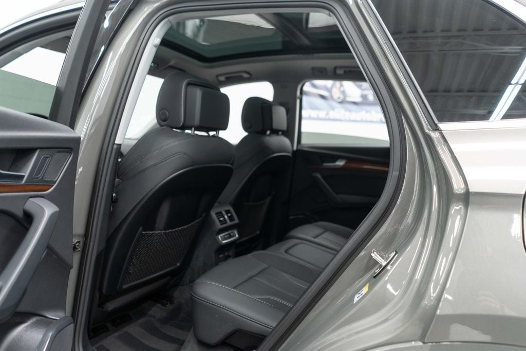 2023 Audi Q5 S line Premium 55 TFSI photo 25