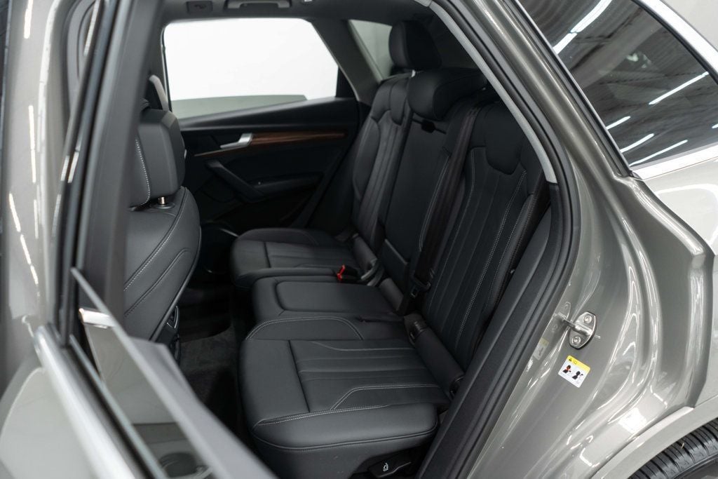 2023 Audi Q5 S line Premium 55 TFSI photo 27