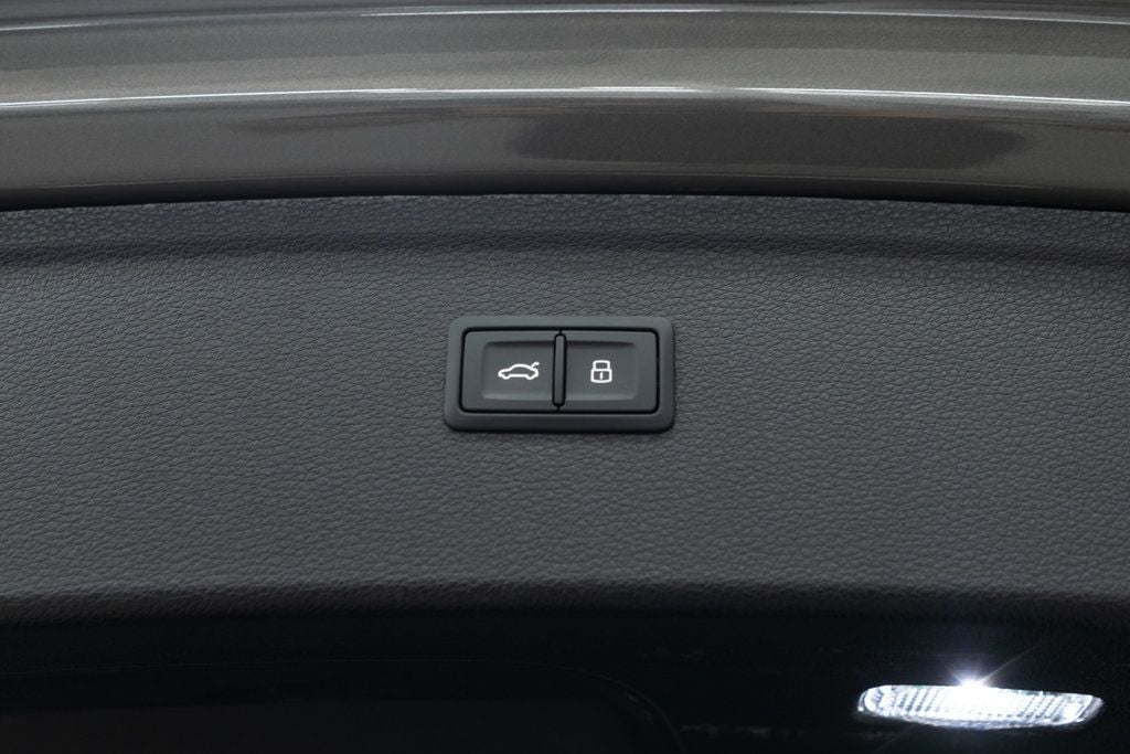 2023 Audi Q5 S line Premium 55 TFSI photo 29