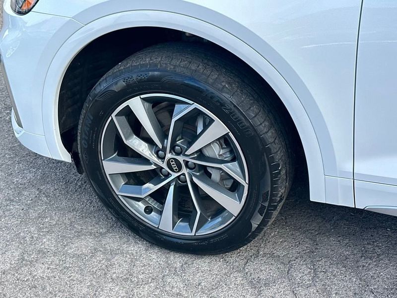 2023 Audi Q5 S line Premium Plus 45 TFSI photo 10