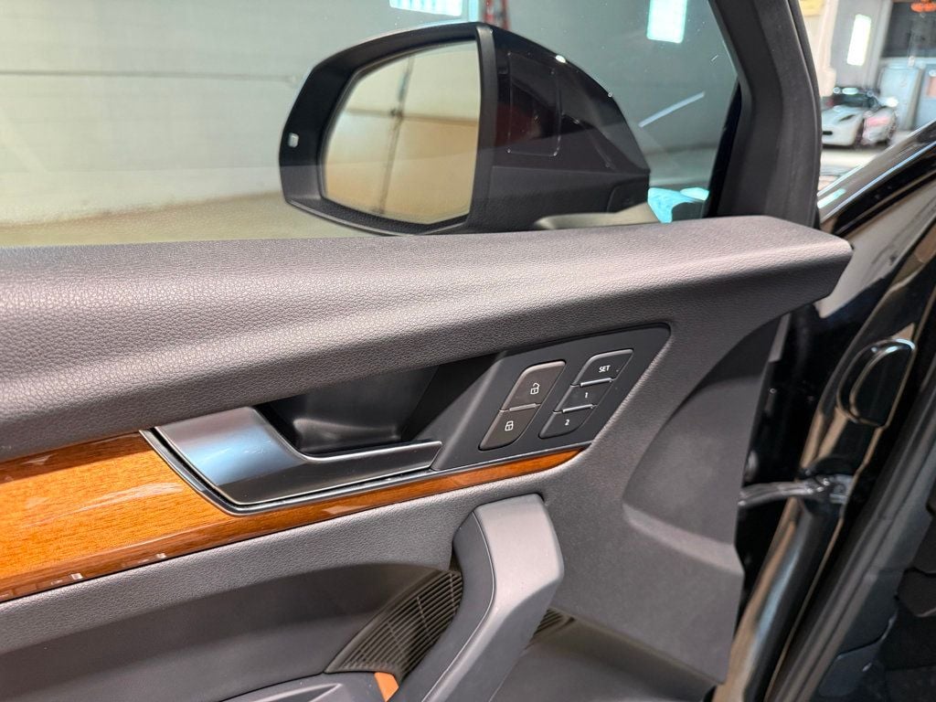 2023 Audi Q5 S line Premium Plus 45 TFSI photo 20