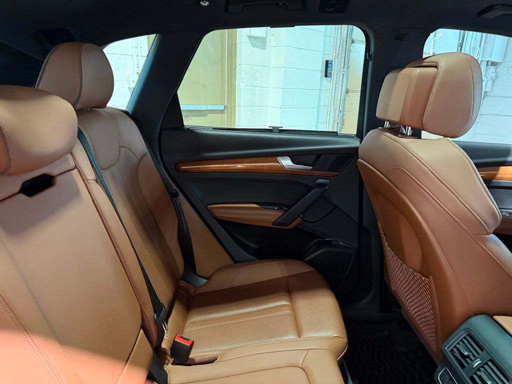 2023 Audi Q5 S line Premium Plus 45 TFSI photo 44