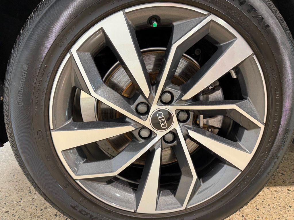 2023 Audi Q5 S line Premium Plus 45 TFSI photo 8