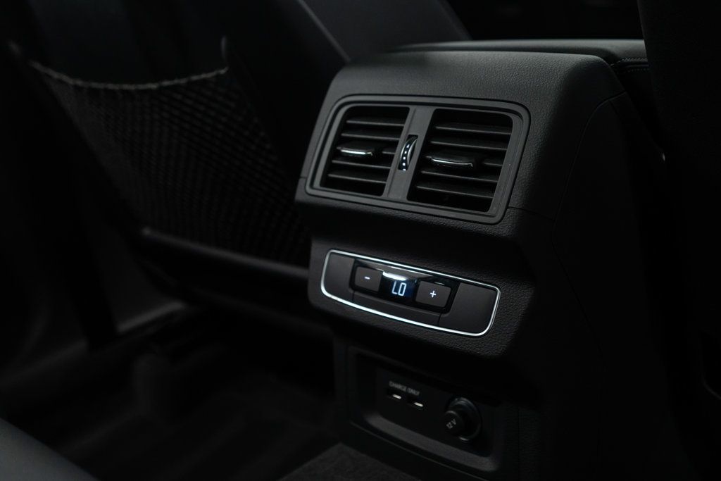 Audi Q5 photo 14