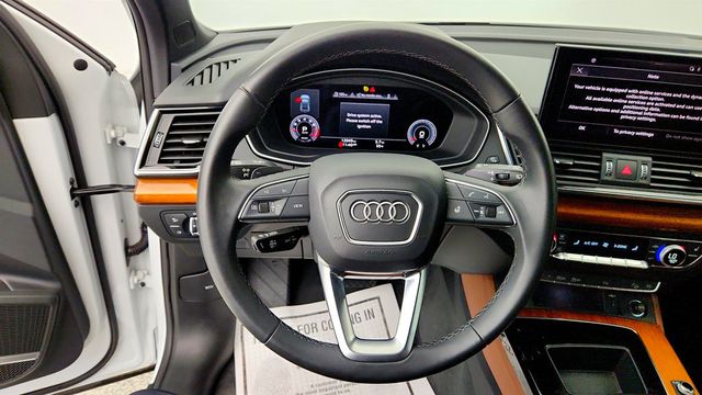 2023 Audi Q5 S line Premium Plus 45 TFSI quattro w/ Navigation & 20'' Wheels - 23024765 - 13