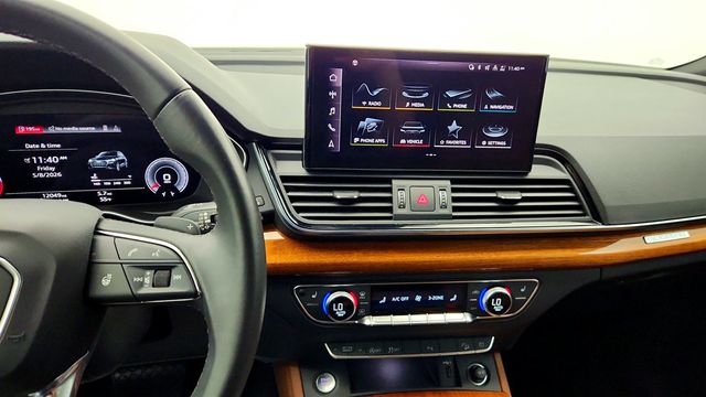2023 Audi Q5 S line Premium Plus 45 TFSI quattro w/ Navigation & 20'' Wheels - 23024765 - 17