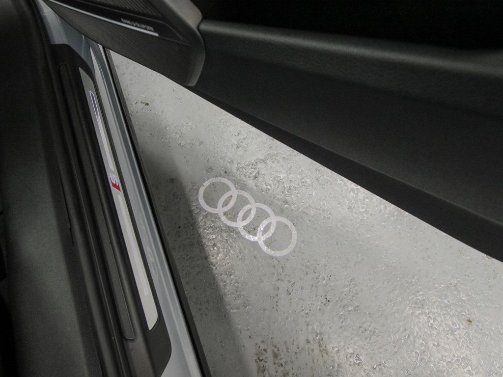 Audi Q5 photo 28