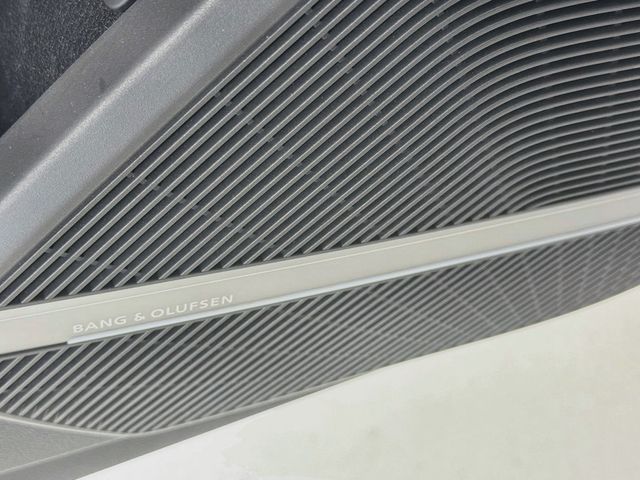 2023 Audi Q5 S line Prestige 45 TFSI quattro - 23082202 - 18