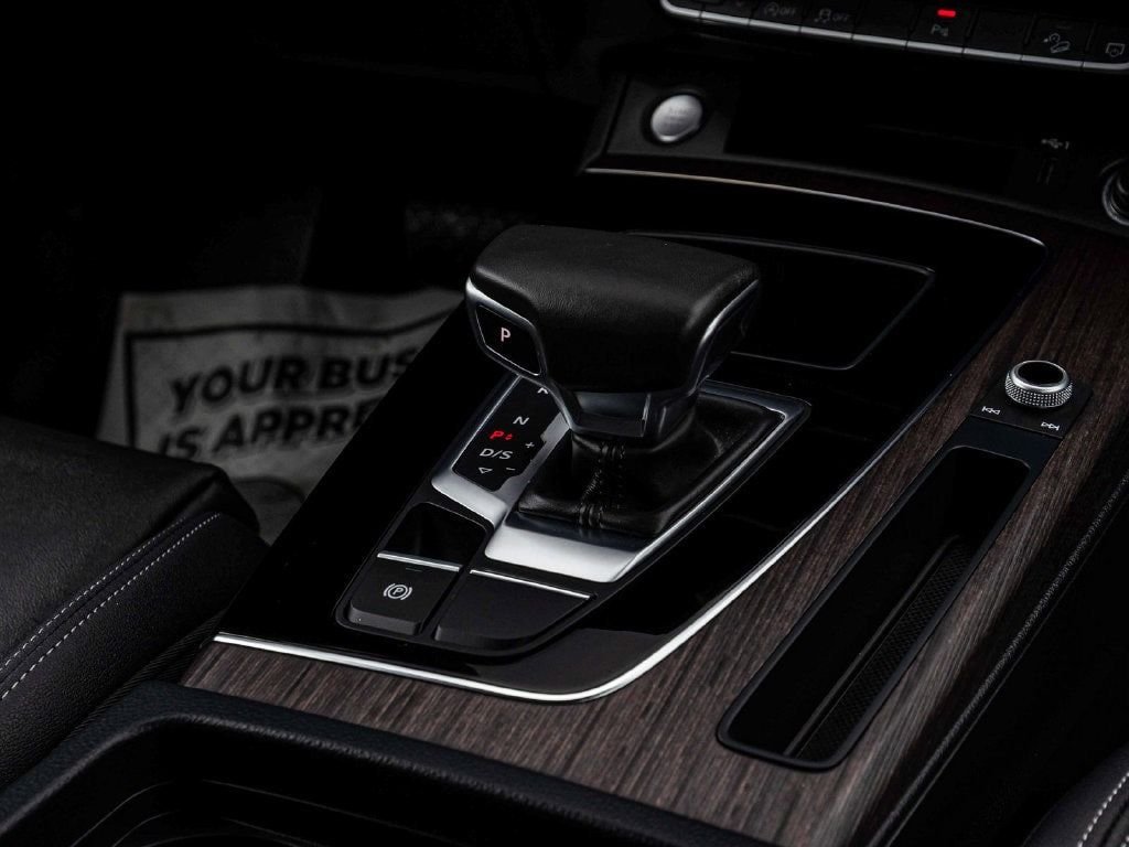 Audi Q5 photo 24