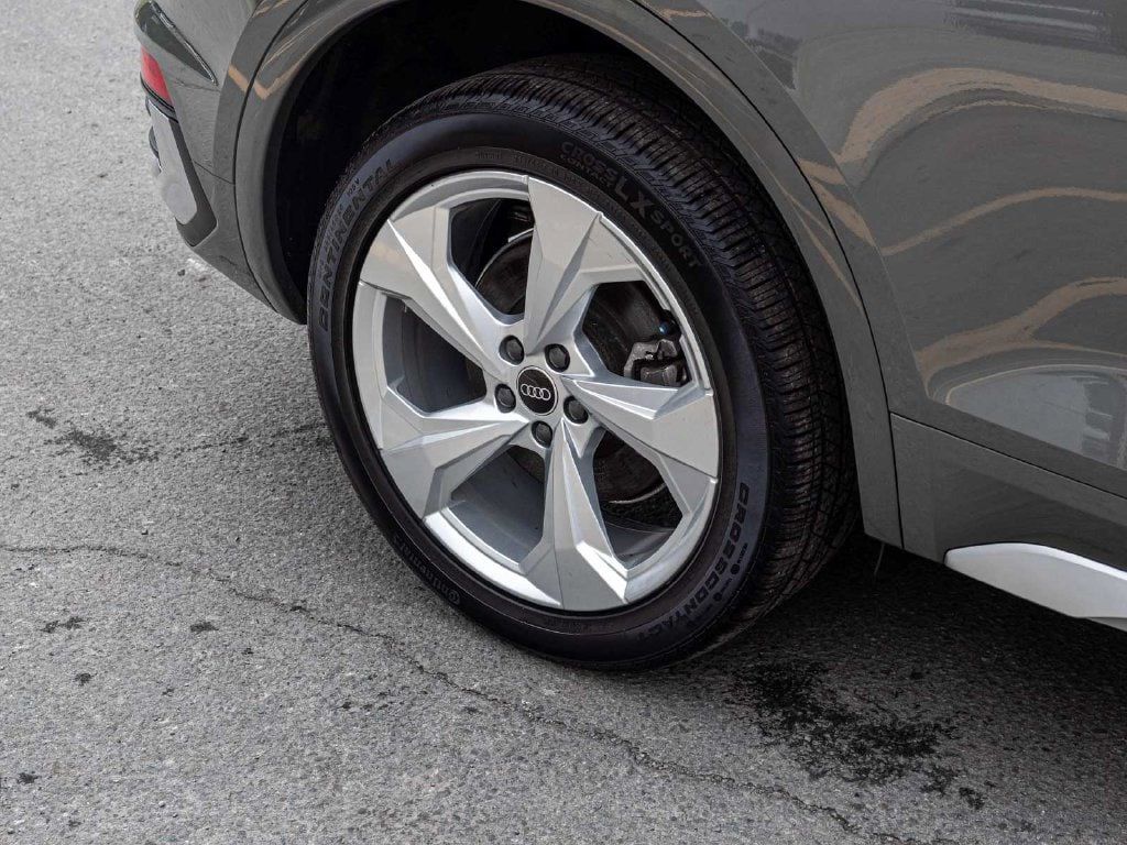 Audi Q5 photo 8