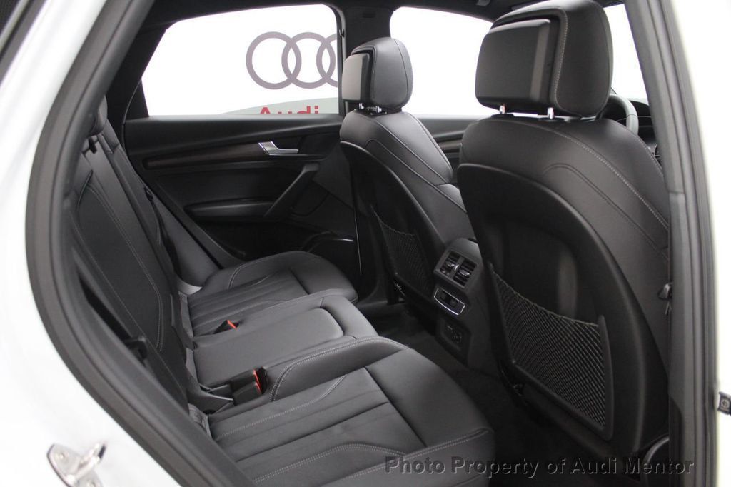 https://cdn.ebizautos.media/used-2023-audi-q5_sportback-slinepremium45tfsiquattro-10209-21867938-32-1024.jpg