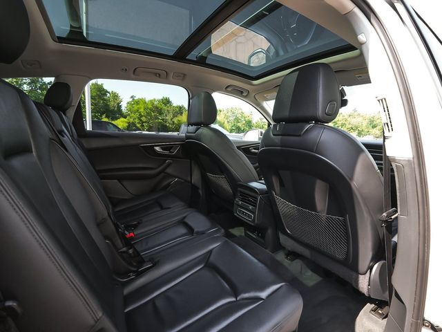 2023 Audi Q7 45 Premium - 23076379 - 37
