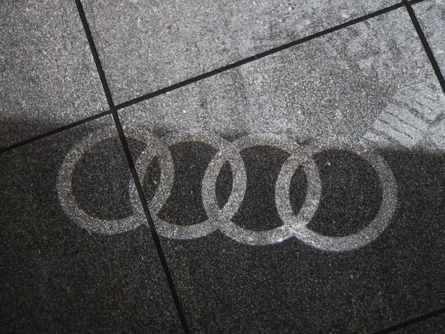 2023 Audi Q7 55 Premium Plus - 23035760 - 22