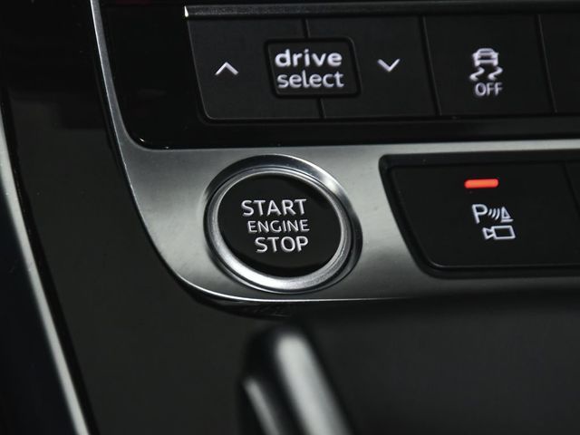 2023 Audi Q7 55 Premium Plus - 23035760 - 38