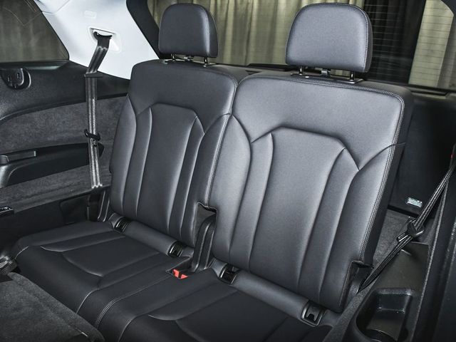 2023 Audi Q7 55 Premium Plus - 23035760 - 61