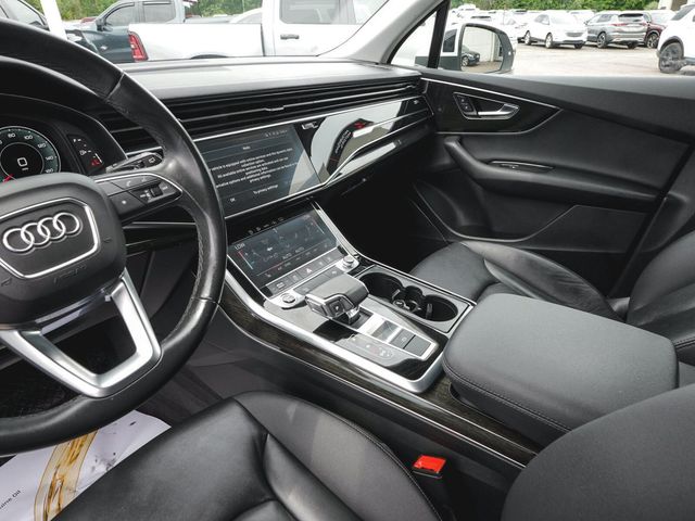 2023 Audi Q7 Premium - 23076513 - 30