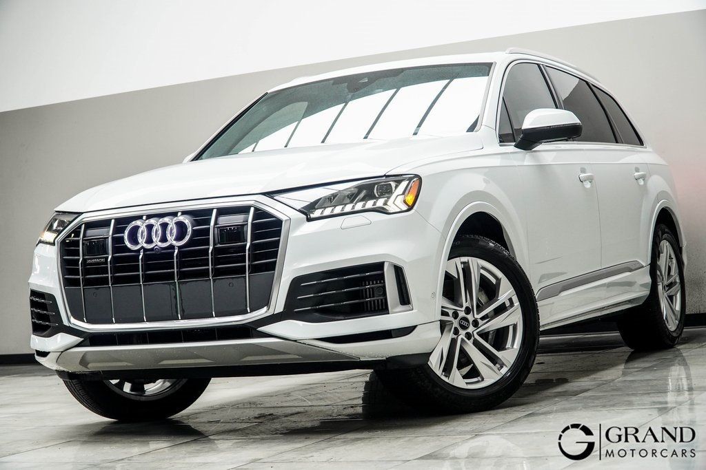 2023 Audi Q7 55 Premium photo 2