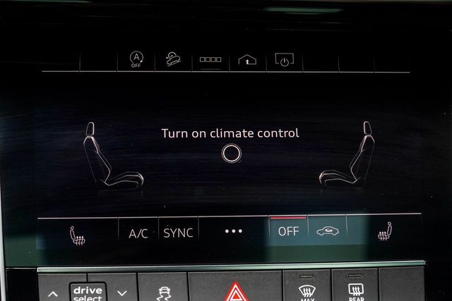 2023 Audi Q7 Premium 55 TFSI quattro - 22955750 - 21