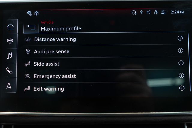 2023 Audi Q7 Premium 55 TFSI quattro - 22963610 - 32