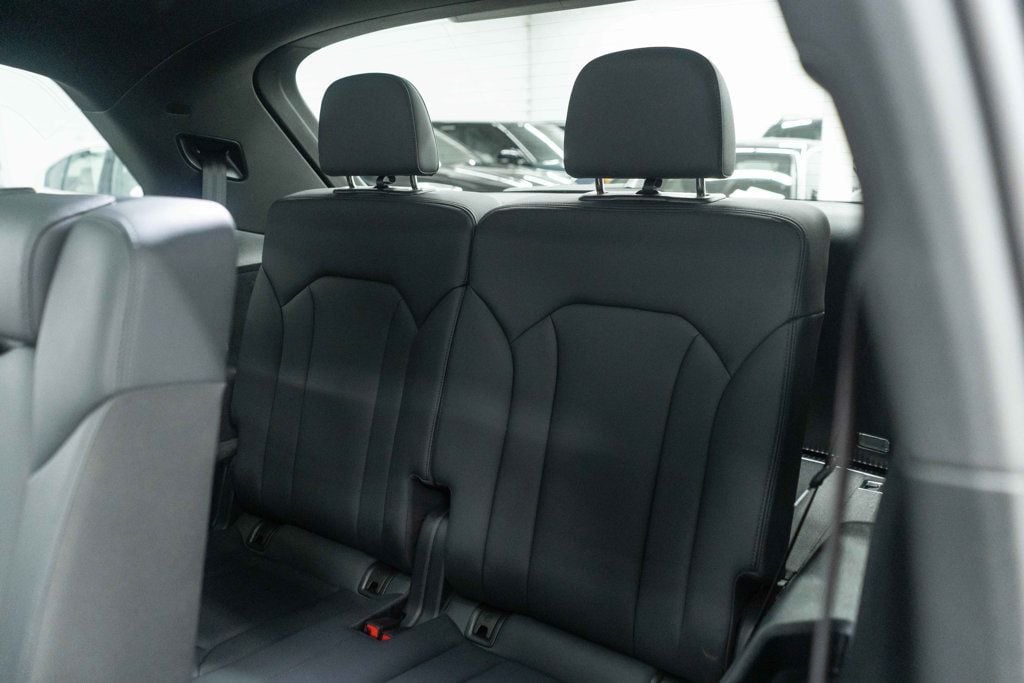 Audi Q7 photo 15