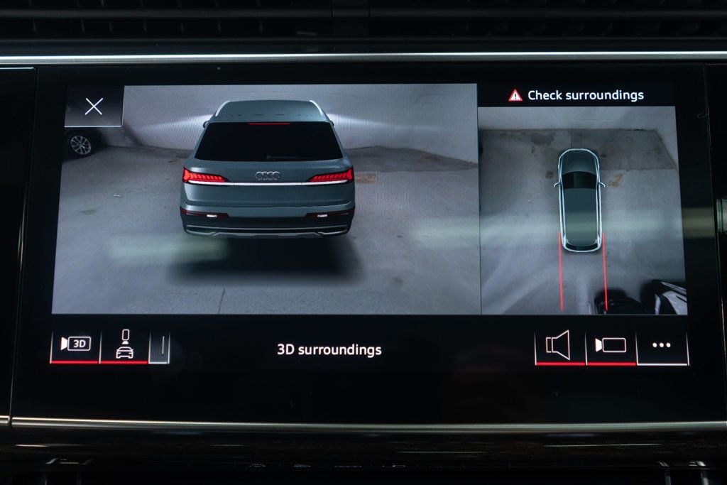 Audi Q7 photo 23