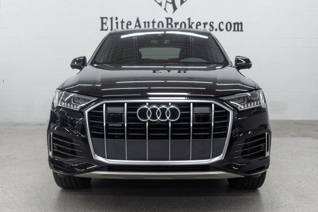 Audi Q7 photo 3