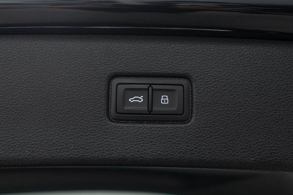 Audi Q7 photo 33
