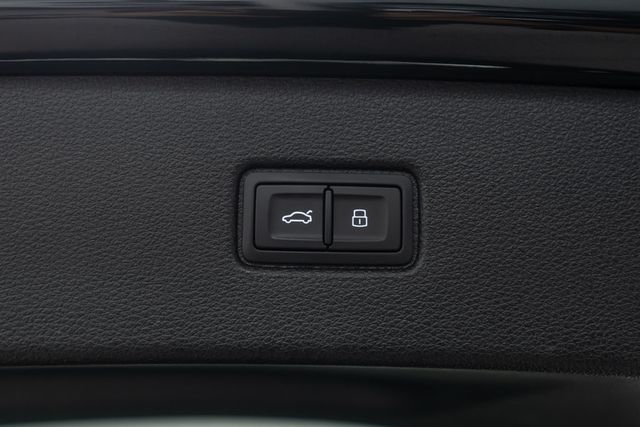 2023 Audi Q7 Premium 55 TFSI quattro - 23079065 - 32
