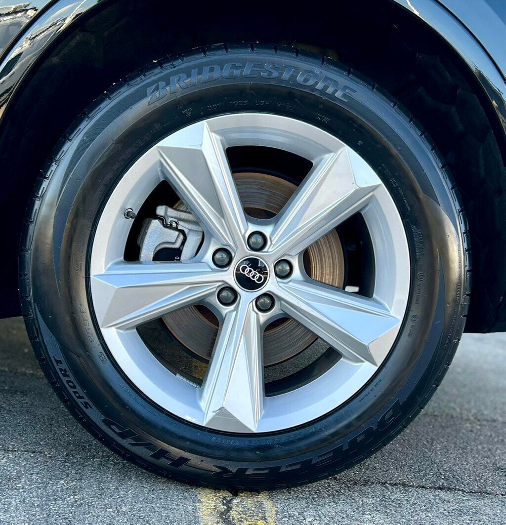 2023 Audi Q7 Premium Plus 45 TFSI quattro - 23042911 - 29