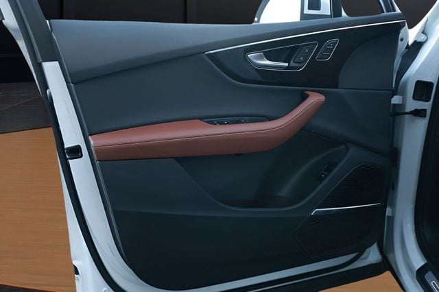 2023 Audi Q7 Premium Plus 45 TFSI quattro - 23079202 - 30