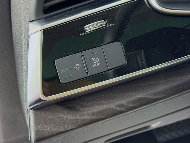 2023 Audi Q7 Premium Plus 55 TFSI quattro - 23019626 - 9